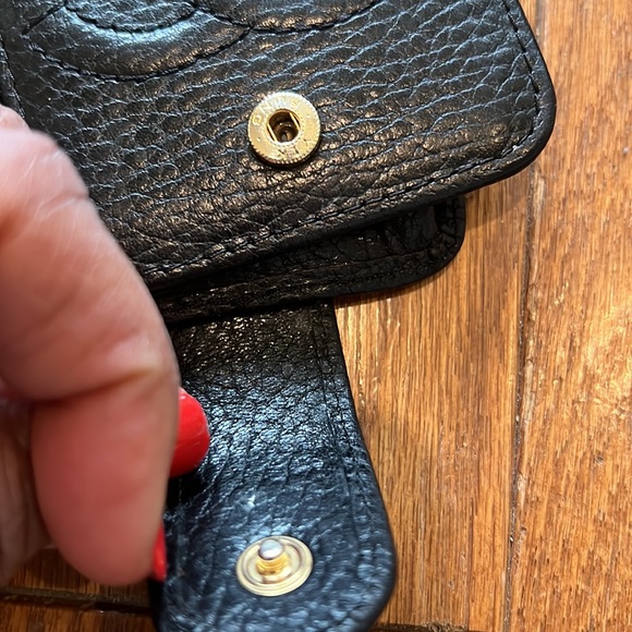 COPY - Vintage Chanel Mirror Case. Black Leather. - Picture 4 of 12